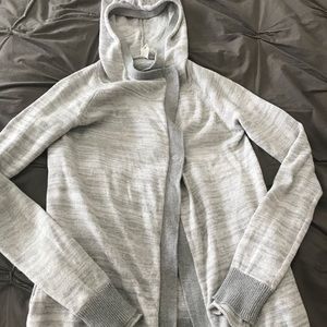 Ivivva (lulu for girls) wrap sweater, size 12